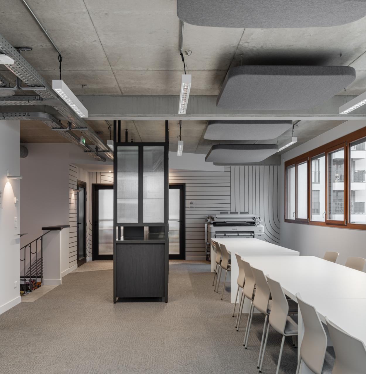 unanime_agence_interieur_12.jpg