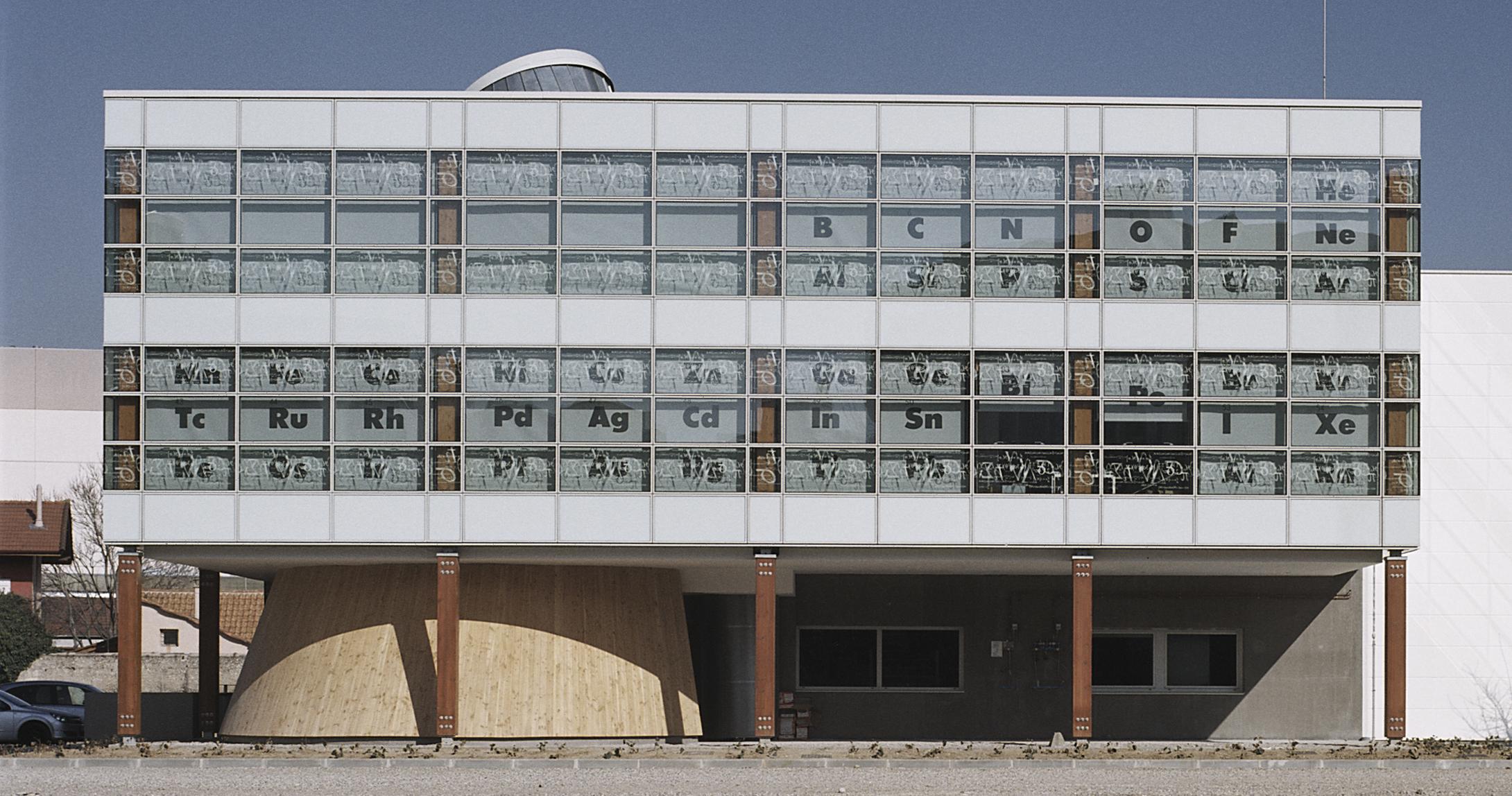 04038_crmn_exterieur_02.jpg