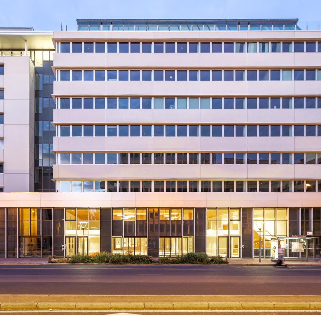 19063_corner_allianz_exterieur_02.jpg