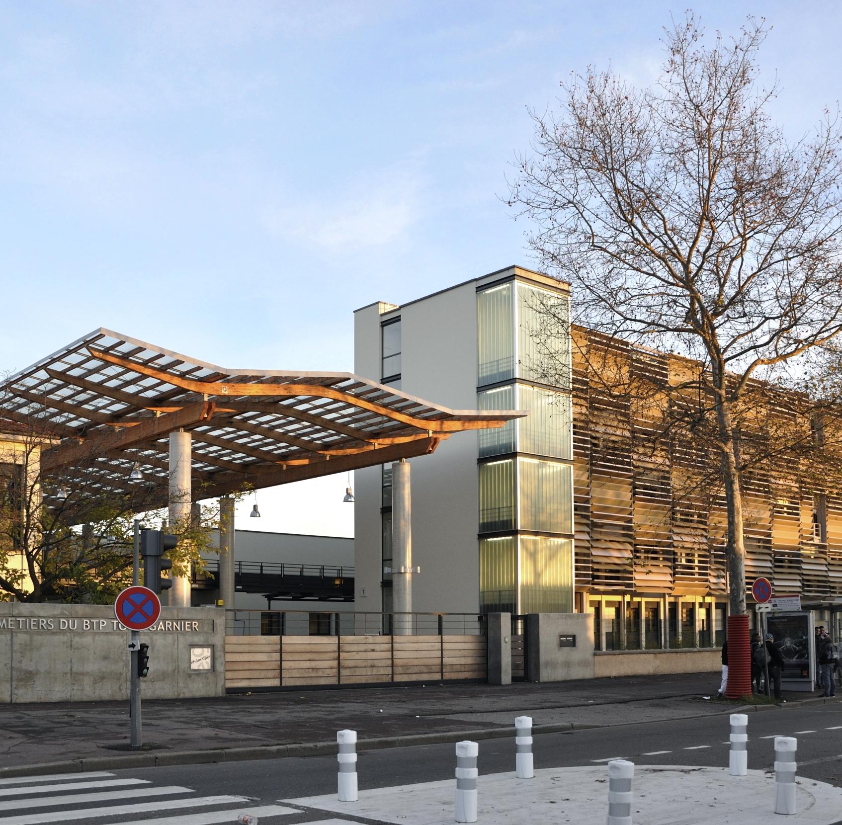 04014_lycee_tony_garnier_exterieur_01.jpg